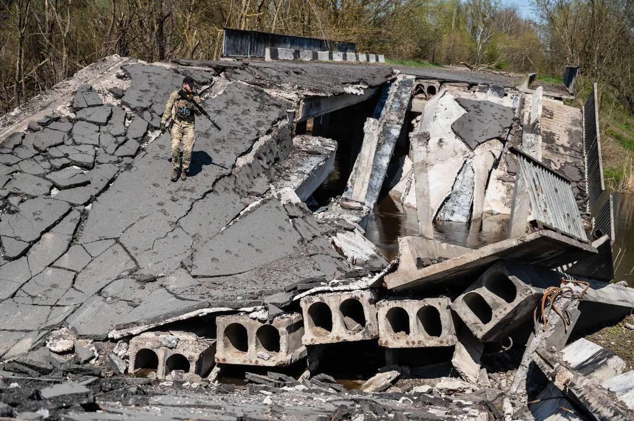 В Киевской области после ухода российских войск нашли тела более 1200 мирных жителей