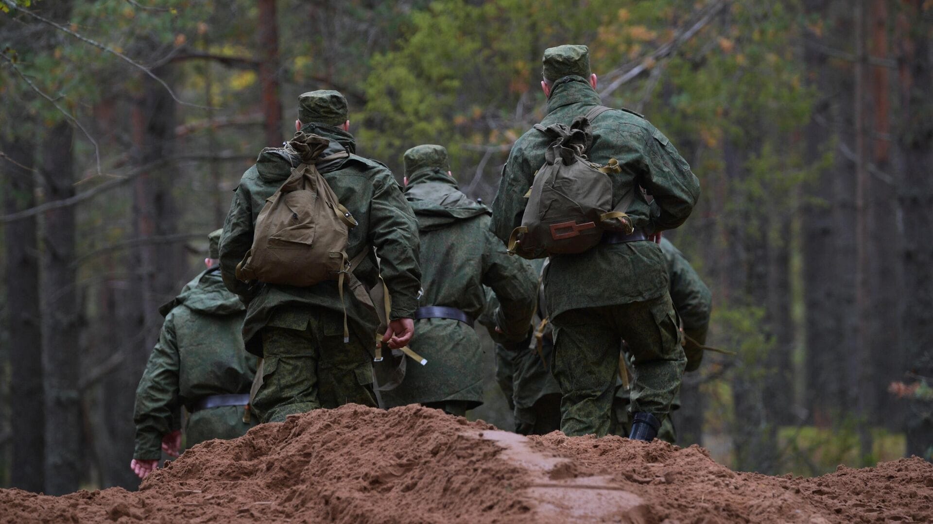 Семьям мобилизованных в Башкирии заплатили за войну по 1800 рублей. Родственники пожаловались чиновникам