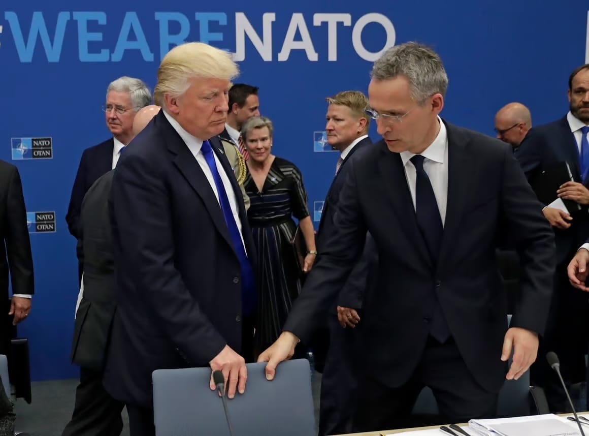 NYT: Власти европейских стран опасаются, что в случае победы на выборах Трамп выведет США из НАТО. Они пытаются отговорит его от этого шага
