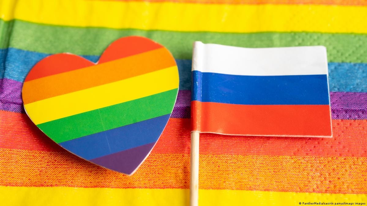 Суд в Волгограде постановил выдворить из страны гражданина Таджикистана за «пропаганду ЛГБТ»